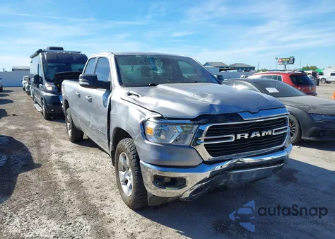 2021 Ram 1500 Big Horn 4X2 6'4 Box из США, поврежденный, VIN 1C6RREBT4MN628581
